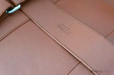 ブリーフケースのレビュー 04