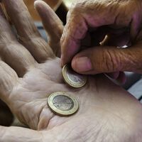 En España los que más impuestos pagan son los ricos pero los que más reciben no son los más pobres
