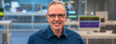 Quién es Johny Srouji y por qué este gran desconocido se acaba de convertir en la segunda persona con más poder de Apple 