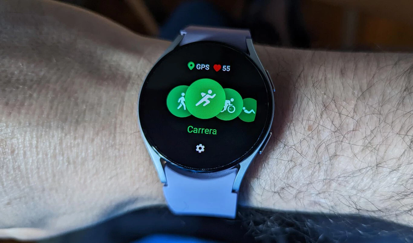 1366 2000 Samsung Galaxy Watch5