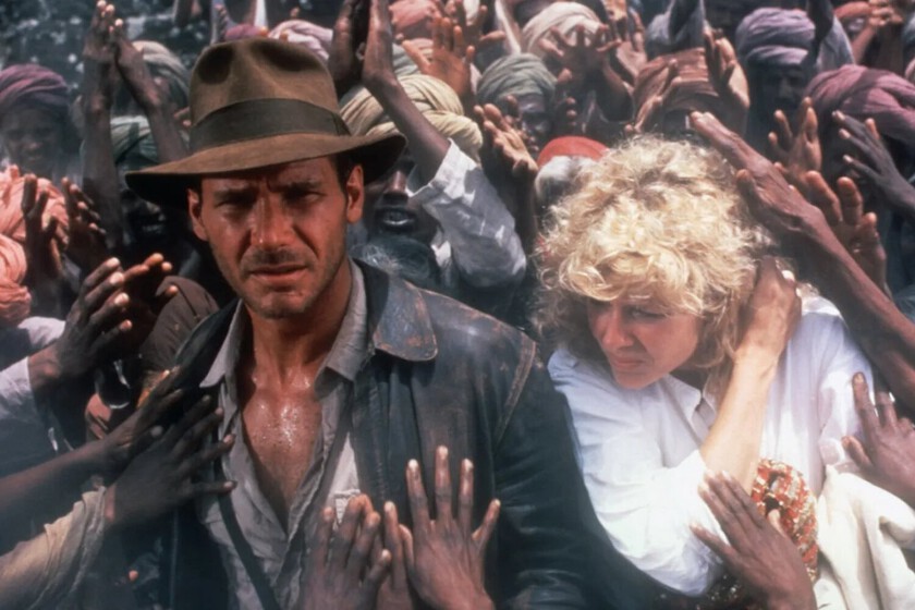 Por qué 'Indiana Jones y el templo maldito' es una precuela: así evitaron Steven Spielberg y George Lucas estancar la gran saga del cine de aventuras