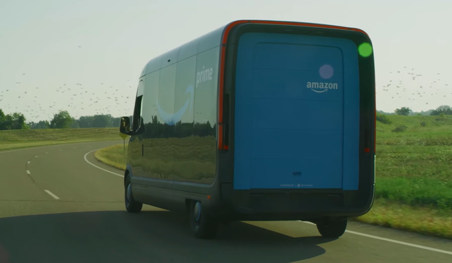 Amazon ya hace hasta camionetas: esta su primera van, es eléctrica, y