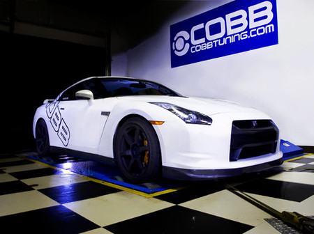 Cobb consigue maravillas con un Nissan GT-R y E85