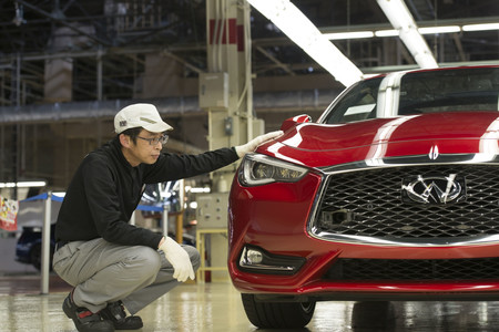 Infiniti Q60 33