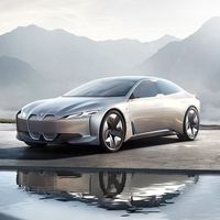BMW tendrá otros tres modelos eléctricos para los primeros años de la siguiente década, incluyendo al i4