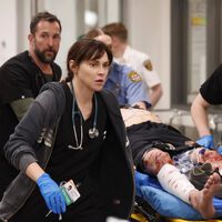 Cuando los dramas médicos parecían de capa caída, apareció 'The Pitt'. Y eso ha obligado a Netflix a tomar decisiones