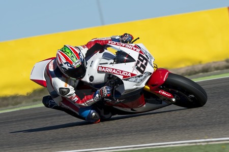 Nicky Hayden reconoce su descontento por el retraso de las nuevas Honda
