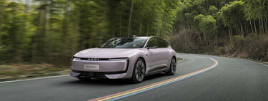 Europa quiso trollear a China cediéndole una tecnología desfasada para poder fabricar allí coches de gasolina. Les dimos migajas y ahora nos adelantan por la derecha con sus coches eléctricos