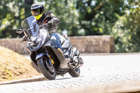 Cyclone Rt Scooter 2025 Prueba 051