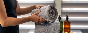 Lidl lanza el viernes un toallero eléctrico que puede utilizarse de pie o fijado a la pared 