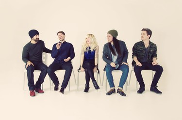 La mejor versión de Hello de Adele no se toca con instrumentos musicales... 