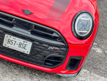 MINI Cooper John Cooper Works