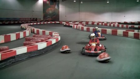 'Super Mario Kart' en la vida real. El vídeo más logrado hasta la fecha sobre el clásico de carreras