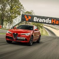 El Alfa Romeo Stelvio QV ya tiene tres nuevos récords en Reino Unido: Silverstone, Brands Hatch y Donington