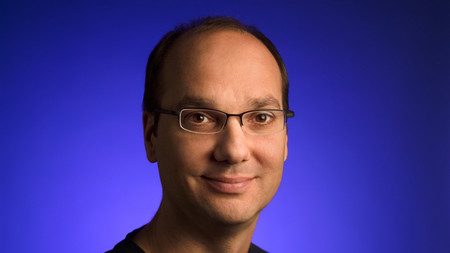 Andy Rubin: "nunca coaccioné a una mujer a tener sexo en una habitación de hotel"