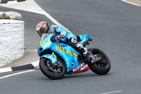 Cameron Donald Y Suzuki TT 2010