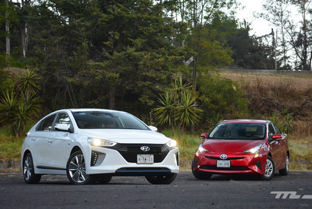 Hyundai Ioniq Vs Toyota Prius