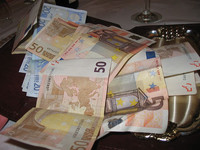 El FOGASA nunca paga a la empresa, lo hace al trabajador 