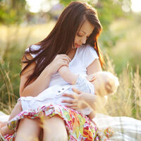 Vacuna contra la Covid-19 y lactancia materna: ¿puedo vacunarme si estoy dando el pecho? 