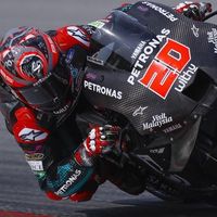 Fabio Quartararo también vuela con la Yamaha M1, Dani Pedrosa brilla y caída para Marc Márquez en Sepang