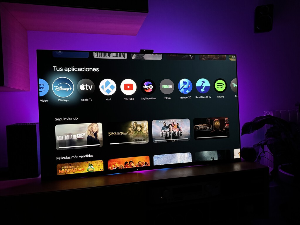 La tele y el Chromecast ya tienen el nuevo diseño de pantalla de Google. Así puedes comprobar si ya puedes instalarlo 