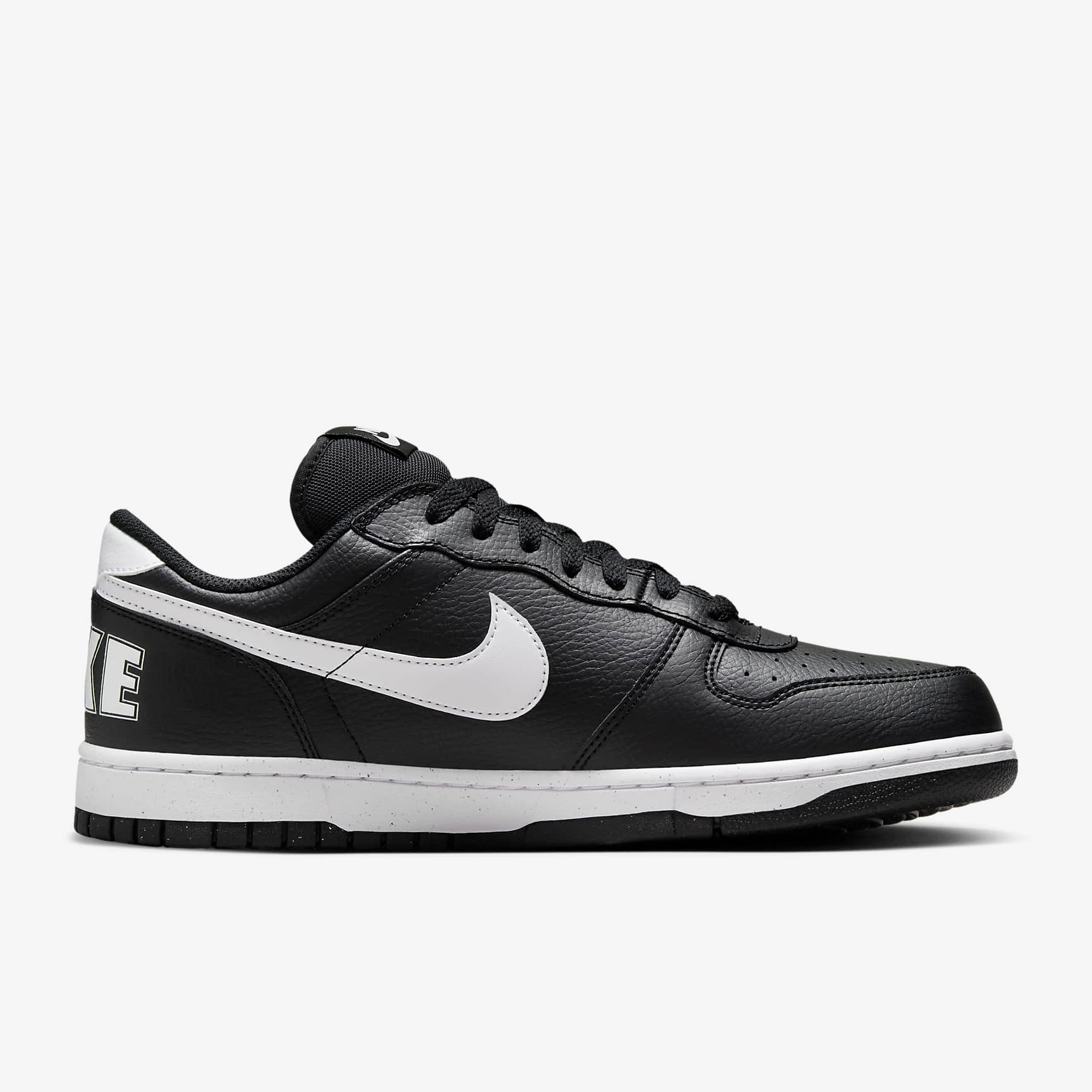 Nike Big Lux Low
Zapatillas