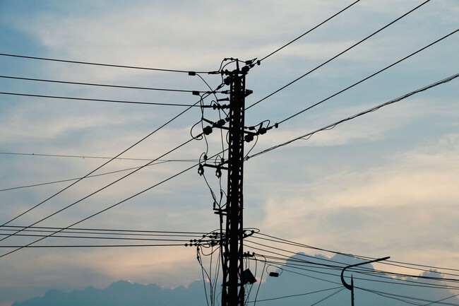 México presume cobertura eléctrica histórica, pero aún queda una pequeña parte del país por conectar