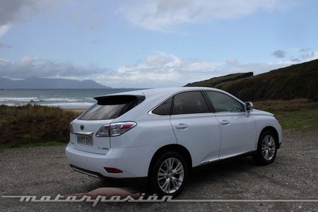 Lexus RX 450h 3