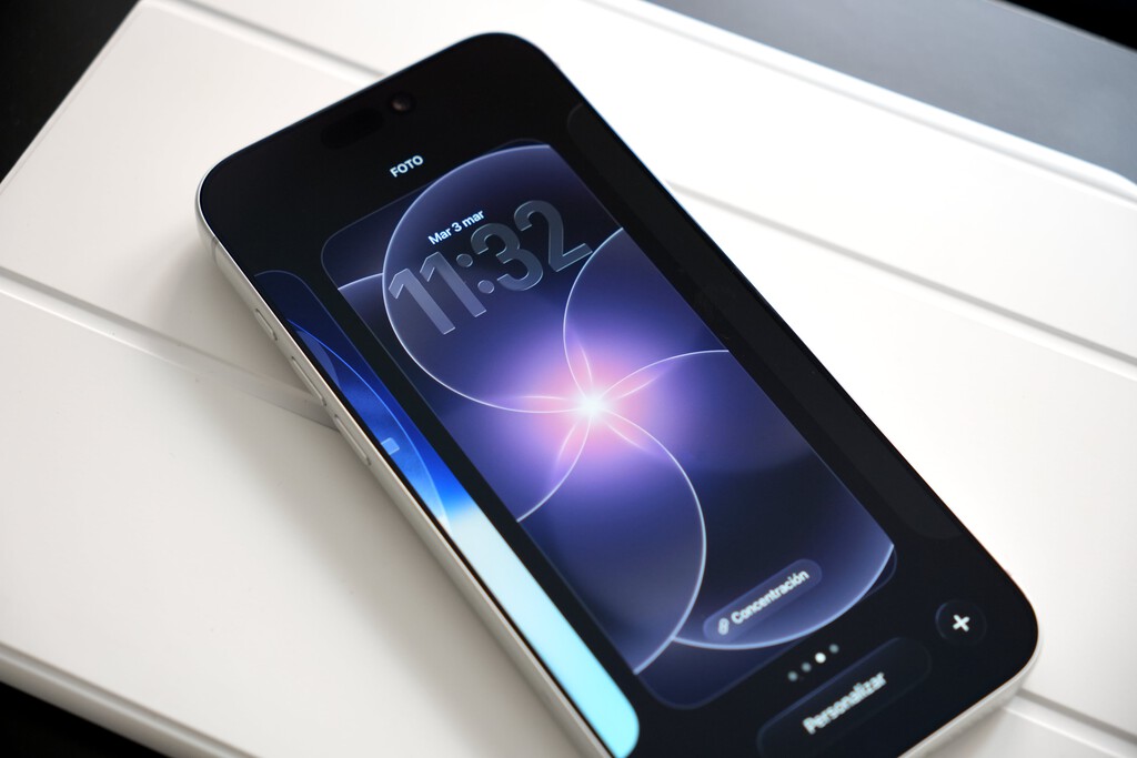 Ya puedes descargar los fondos de pantalla oficiales del iPhone 17e gratis y en alta resolución 