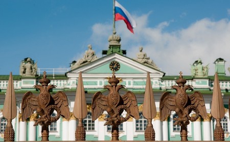 Rusia sanciona a Twitter y Facebook por no almacenar los datos de los usuarios rusos en el país