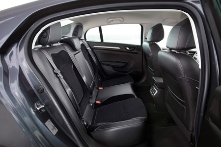 Así es el nuevo Renault Mégane Sedán, aunque no lo verás en España