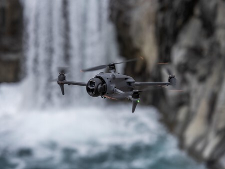 M4 Pro Dji Mexico Dron En Vuelo Catarata