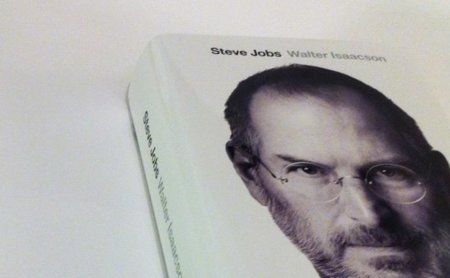 La biografía de Steve Jobs, destinada a convertirse en uno de los libros del año (al menos por volumen de venta)