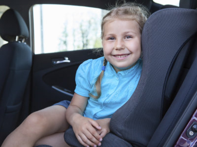 Consejos para elegir la silla de auto de "mayores" 