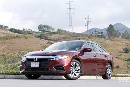 Honda Insight, a prueba: lujo y tecnología en formato de alta eficiencia