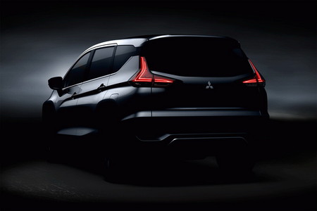 Mitsubishi Expander Teaser 2