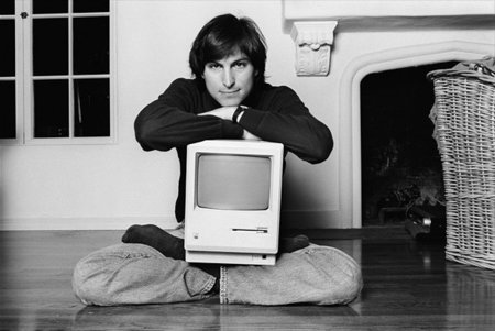 Tim Cook envia una carta a sus empleados de Apple con motivo del 2º aniversario del fallecimiento de Jobs