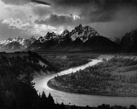 Fotos míticas de la historia: 'The Grand Tetons and the Snake River', 1942: la naturaleza mística de Ansel Adams