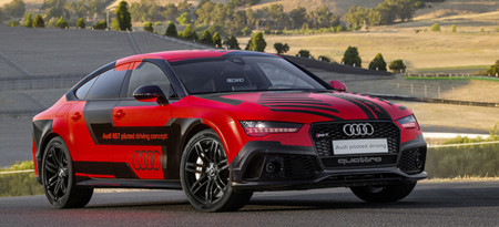 Él es Robby, el Audi RS7 autónomo que va más rápido que cualquier humano en el circuito