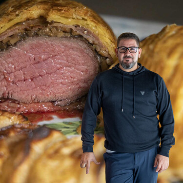 El truco definitivo de Dani García para hacer un Solomillo Wellington de premio (y que el hojaldre no quede crudo por debajo) 
