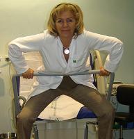 Tumbada, sentada, de lado, en cuclillas, de pie... la mujer puede elegir la posición más cómoda para dar a luz