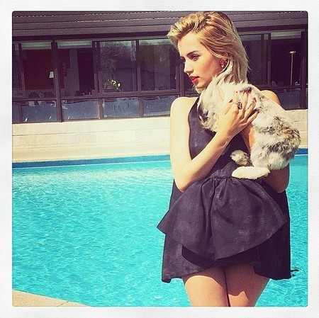 Un saco de patatas es lo que le han puesto a Ana de Armas para Glamour