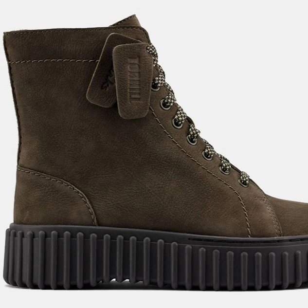 Botines Torhill Rise de mujer en nobuck con suela TR
