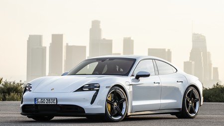 Porsche Taycan 2021 recibe ligeras actualizaciones tecnológicas