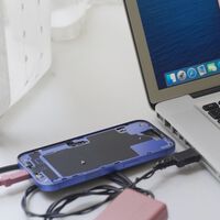 Un prototipo del iPhone 16 guarda un mapa del tesoro: revela el chip A19, el M5 y hasta los proyectos que Apple ha cancelado en secreto 