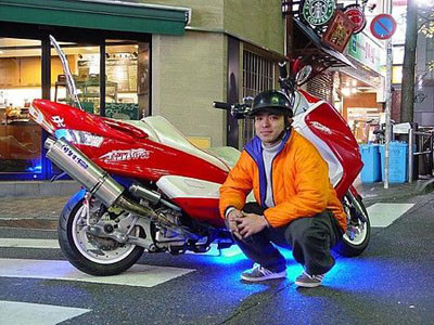 Más Tunning japonés: Ahora scooters
