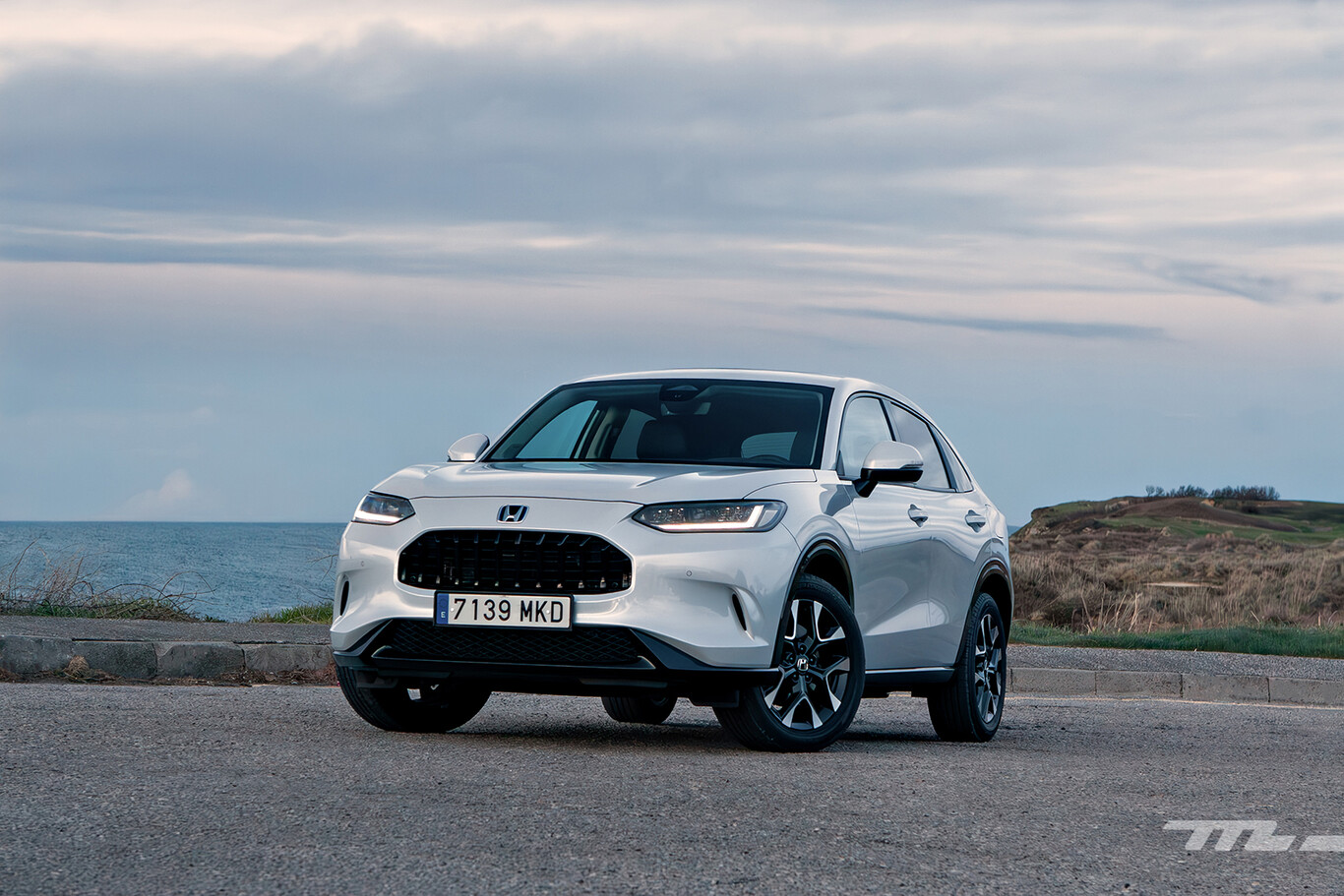 Probamos el Honda ZR-V, un SUV híbrido familiar que me compraría antes que un Toyota RAV4, si fuese más barato