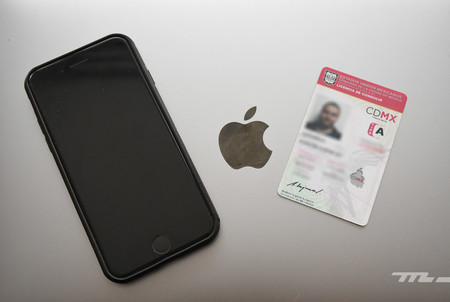 CDMX lanzará una licencia de conducir digital que podrás mostrar desde tu teléfono