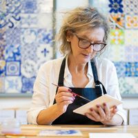 10 ejercicios mentales que recomienda la ciencia para entrenar el cerebro y mejorar la memoria pasados los 60 años