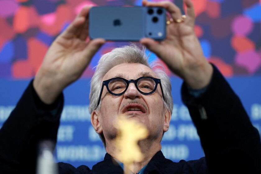 El Festival de Berlín cree que “somos lo opuesto a la política”, pero en su cobardía niega lo que hace humano al cine y se mete a sí mismo en el caos